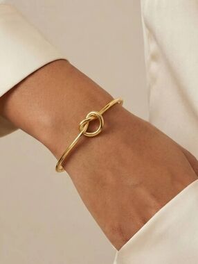 Knot Bracelet 18K Gold Plated Steel